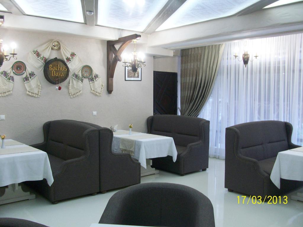 Hotel Bachus Kišiněv Pokoj fotografie
