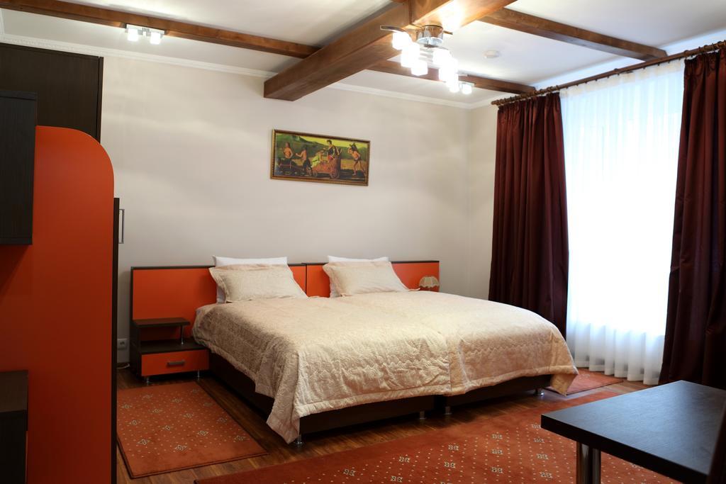 Hotel Bachus Kišiněv Pokoj fotografie